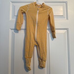 Hanna Anderson 3-6 month footies